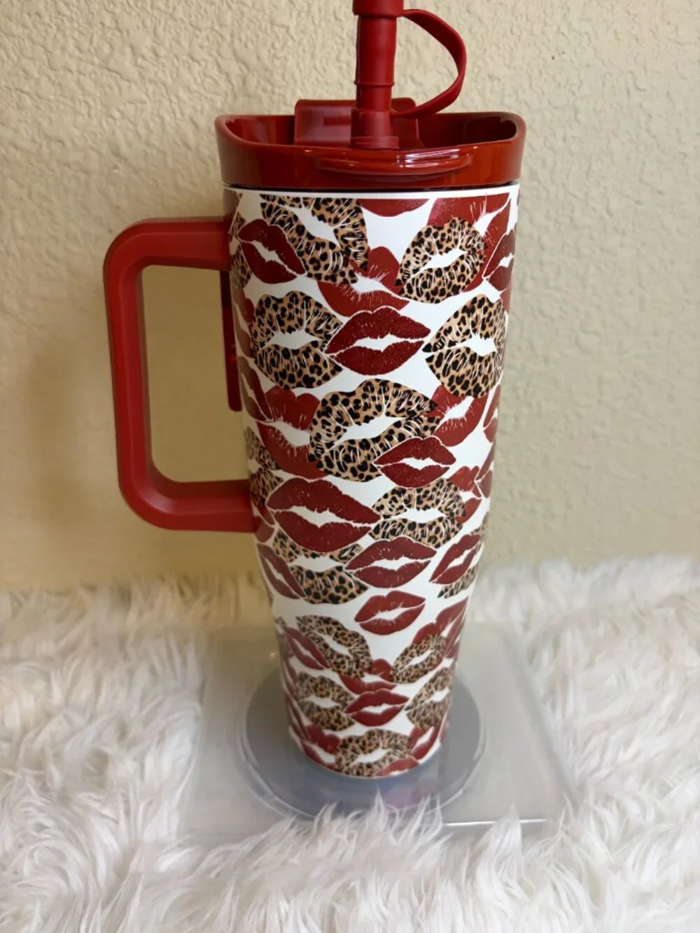 Wellness 40 Oz Leopard Lips Tumbler Red Glitter Straw Handle NWT